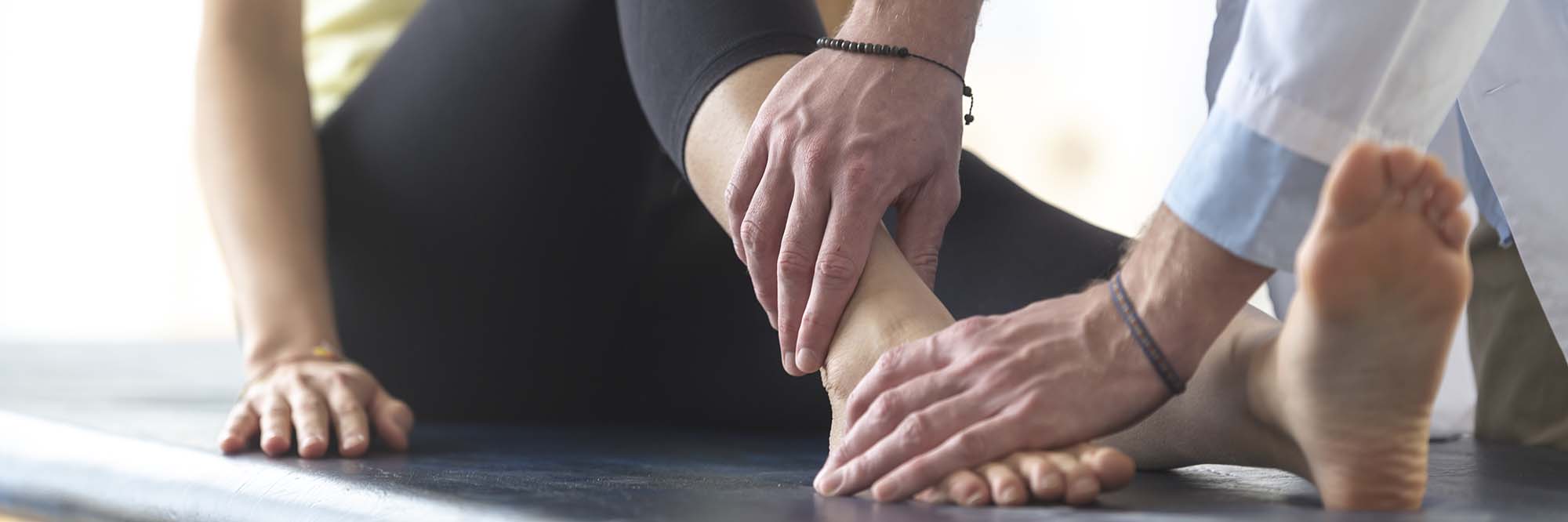 Sprained ankle vs. broken ankle: Symptoms to look for and when to see a doctor