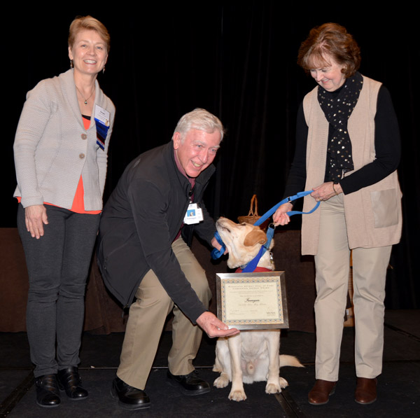 Finnegan wins the 2016 Companion Animal of the Year Award.