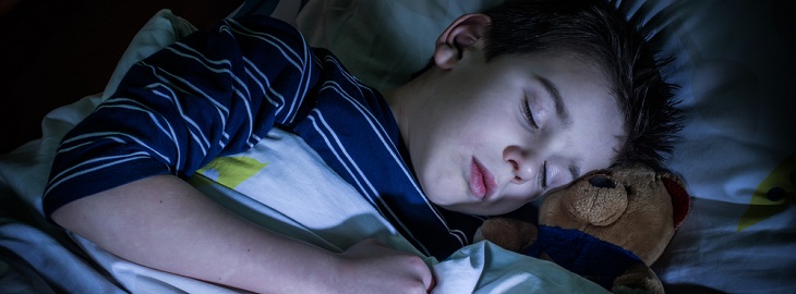 Banner: Health blog - Will sleeping in during the summer help me ‘catch up’ on sleep?